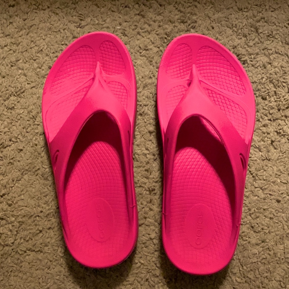 OOFOS OOriginal Recovery Pink Sandals